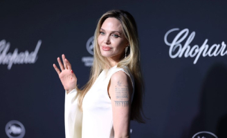 Angelina Jolie Trophée Chopard Presenter